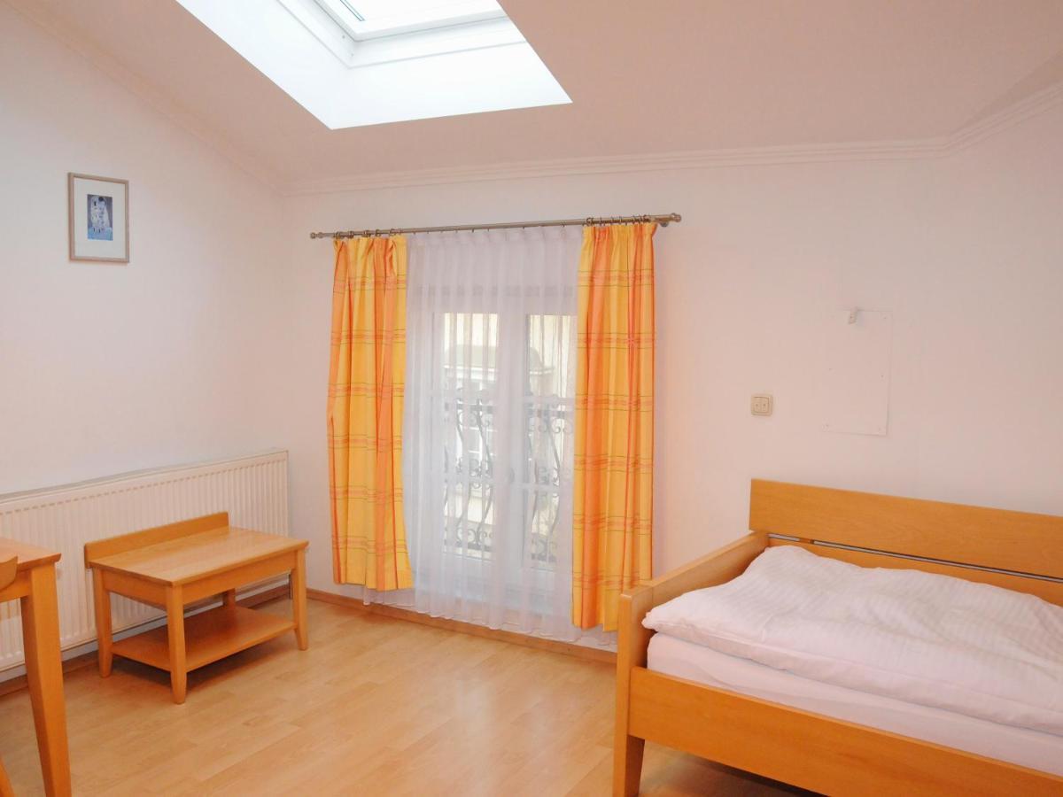 Privatzimmer Familie Schwarz Viena Exterior foto