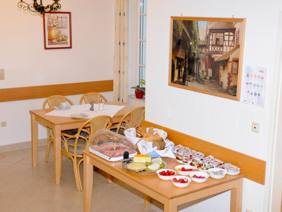 Privatzimmer Familie Schwarz Viena Exterior foto